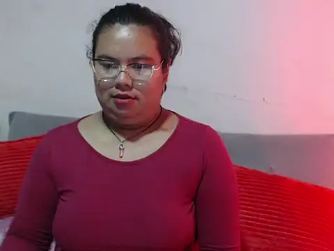 Snapshot of Charlotte_Rot2 chatting on 4, 10, 2025 Charlotte Rot2 online show from 4, 10, 2025