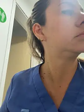 Snapshot of GisellTorres36 chatting on 15, 4, 2026 GisellTorres36 online show from 15, 4, 2026