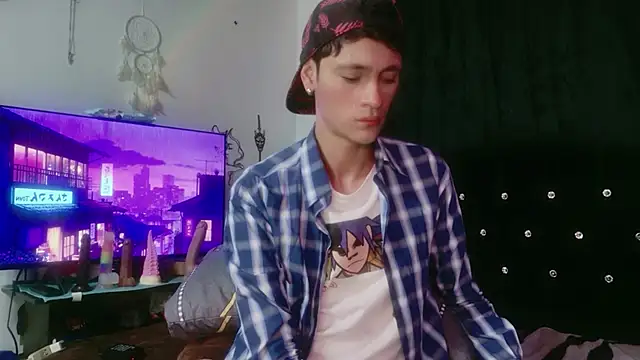 Tyler cat online show from 27, 11, 2025