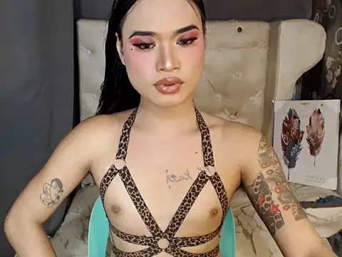 TSsexy LOVERxxxx online show from 29, 10, 2025