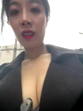 yourkeer online show from 2, 11, 2025