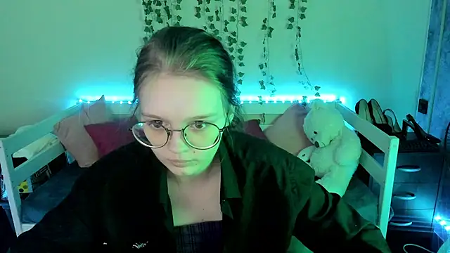 shy elina01 online show from 10, 10, 2025