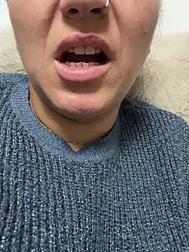 Daiana Andra online show from 17, 10, 2025