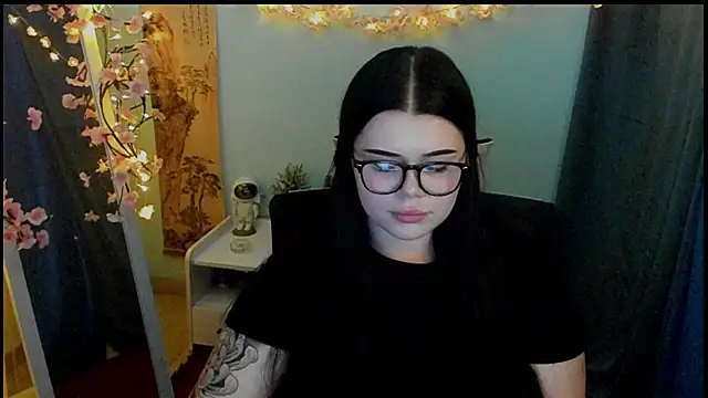 Mona Esty online show from 24, 2, 2026