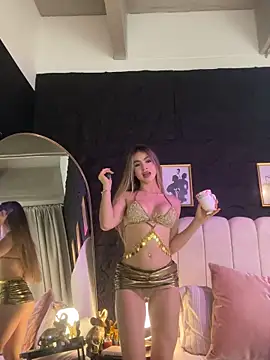 Snapshot of Lisa_Belluci chatting on 25, 10, 2025 Lisa Belluci online show from 25, 10, 2025