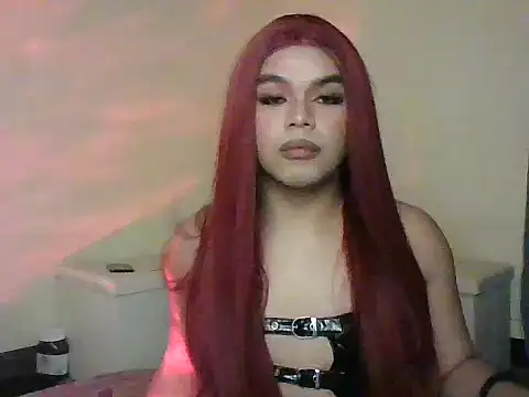 Snapshot of TarahFox chatting on 3, 10, 2025 TarahFox online show from 3, 10, 2025