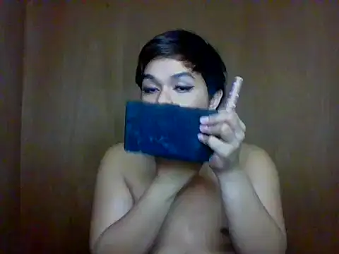 Snapshot of TarahFox chatting on 19, 11, 2025 TarahFox online show from 19, 11, 2025