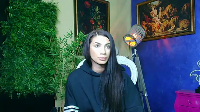 nicolepalmer online show from 19, 11, 2025