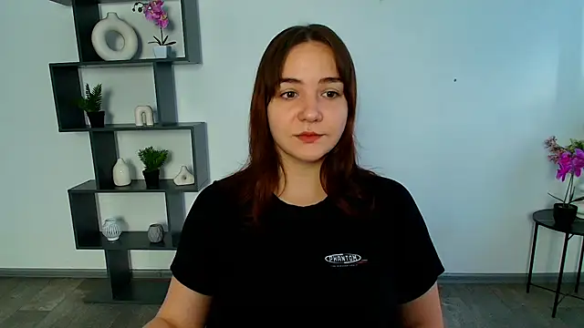 OliviaMontgommery online show from 18, 11, 2025