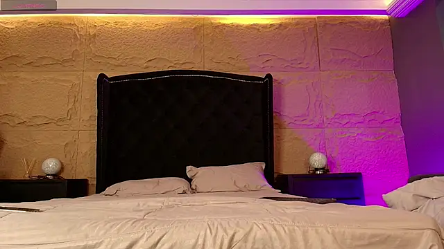 naomi hill1 online show from 16, 10, 2025