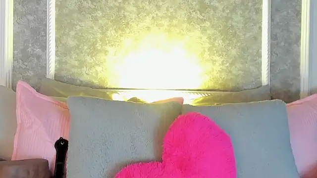  victoriaa  lois online show from 2, 11, 2025