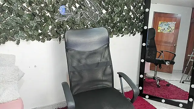 Samanta Ortiz online show from 20, 11, 2025