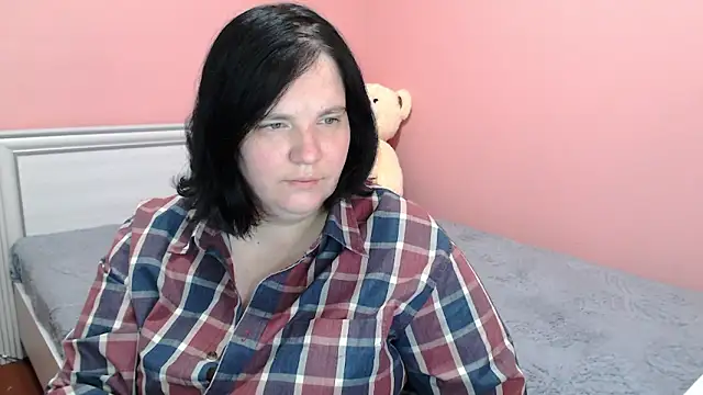  alexandra ray  online show from 14, 10, 2025