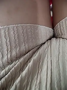 Snapshot of Mymy_love91 chatting on 17, 11, 2025 Mymy love91 online show from 17, 11, 2025