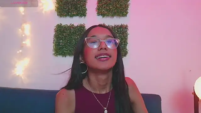 luna valen online show from 11, 2, 2026