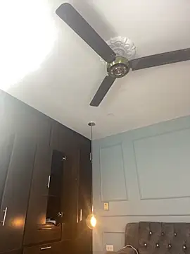 Rose monroee online show from 14, 1, 2026