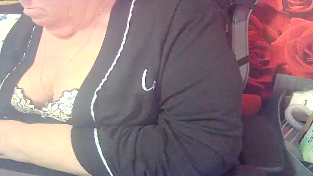 Playful MILF Demi online show from 9, 3, 2026