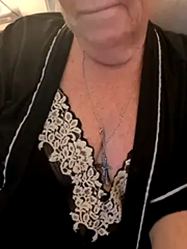 Snapshot of Playful_MILF_Demi chatting on 12, 6, 2026 Playful MILF Demi online show from 12, 6, 2026