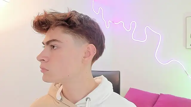 Sam Clark online show from 4, 11, 2025