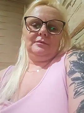 NieMaJazdyBezGwiazdy7883 online show from 31, 10, 2025