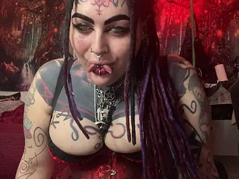 Snapshot of nyxvelon chatting on 21, 12, 2025 nyxvelon online show from 21, 12, 2025