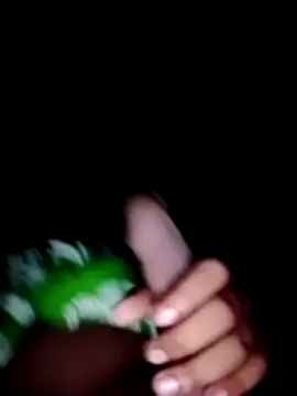 Snapshot of mfrboss1 chatting on 17, 10, 2025 mfrboss1 online show from 17, 10, 2025