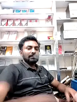 Snapshot of mfrboss1 chatting on 19, 10, 2025 mfrboss1 online show from 19, 10, 2025