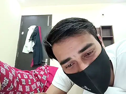 horny milf couple online show from 22, 10, 2025