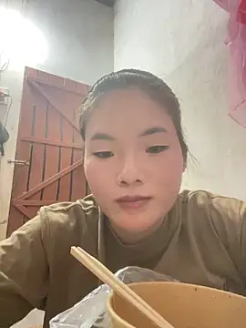 Beautiful-light22 online show from 12, 10, 2025