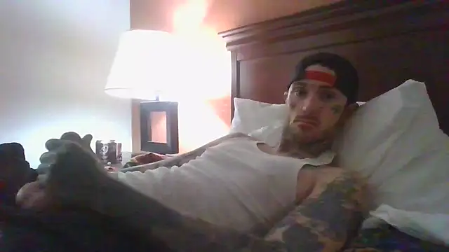 Snapshot of SWAGGDaddy93 chatting on 19, 12, 2025 SWAGGDaddy93 online show from 19, 12, 2025