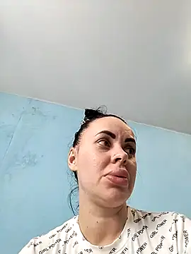 Stefaniyaxq online show from 30, 10, 2025