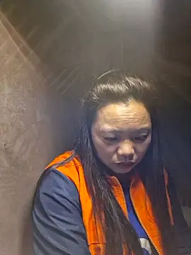 Snapshot of miomio-12 chatting on 25, 4, 2026 miomio-12 online show from 25, 4, 2026