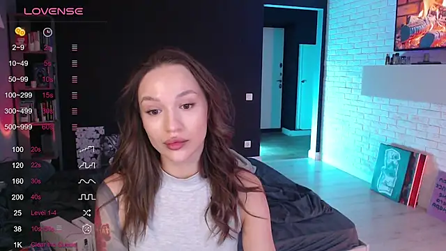 Jade Lumin online show from 24, 11, 2025