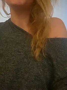 melisss2 online show from 11, 11, 2025