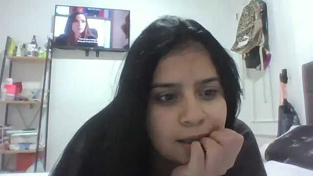 Snapshot of AbbyHott02 chatting on 4, 10, 2025 AbbyHott02 online show from 4, 10, 2025