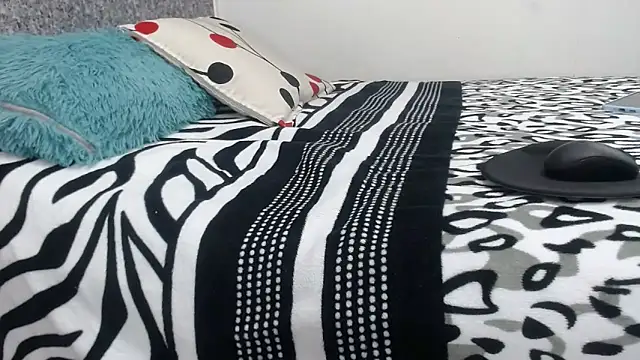 sexyboys cutex18 online show from 19, 11, 2025