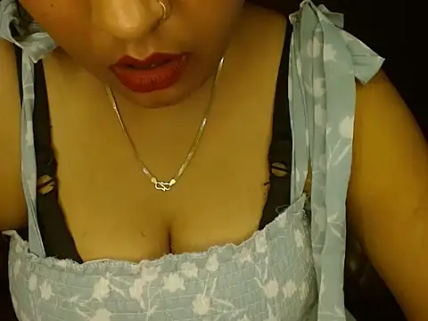 Snapshot of Kittibhabhi-9 chatting on 8, 10, 2025 Kittibhabhi-9 online show from 8, 10, 2025