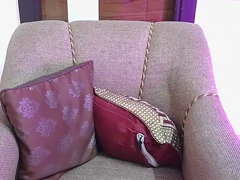 cute zaraa online show from 15, 1, 2026