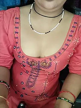 Snapshot of Rashmi_011 chatting on 29, 6, 2026 Rashmi 011 online show from 29, 6, 2026