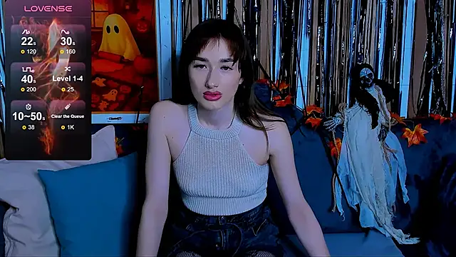 Olivia Grantt online show from 31, 10, 2025