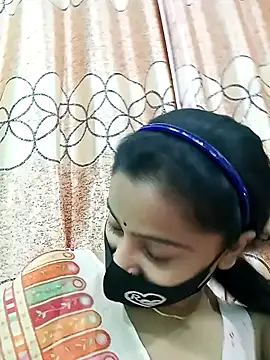 Snapshot of daisy-03 chatting on 10, 11, 2025 daisy-03 online show from 10, 11, 2025