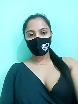 Snapshot of daisy-03 chatting on 13, 11, 2025 daisy-03 online show from 13, 11, 2025