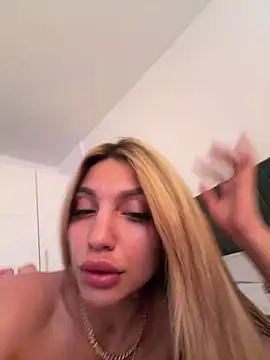 Ashley luxx online show from 8, 5, 2026