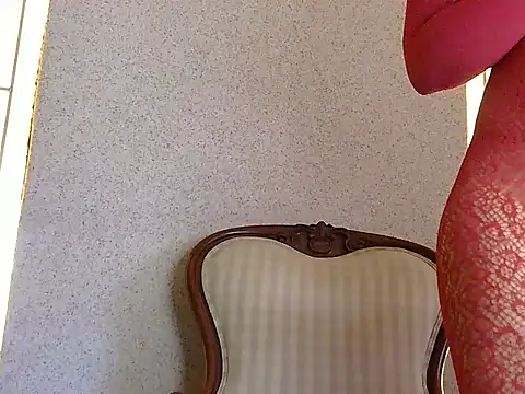 Snapshot of NiaAmour chatting on 6, 2, 2026 NiaAmour online show from 6, 2, 2026