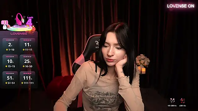 Snapshot of Trix_Void chatting on 28, 10, 2025 Trix Void online show from 28, 10, 2025