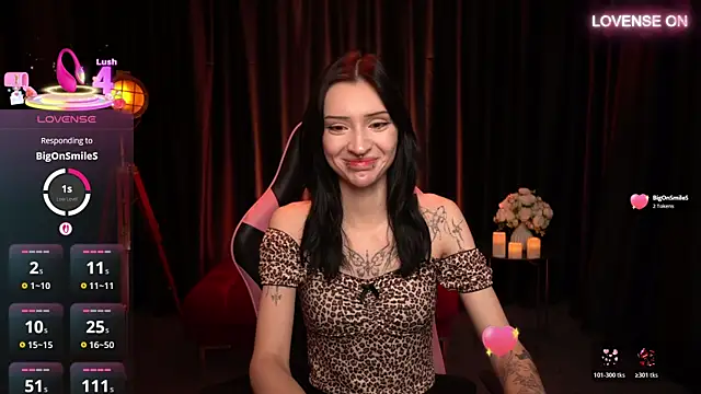 Snapshot of Trix_Void chatting on 4, 11, 2025 Trix Void online show from 4, 11, 2025