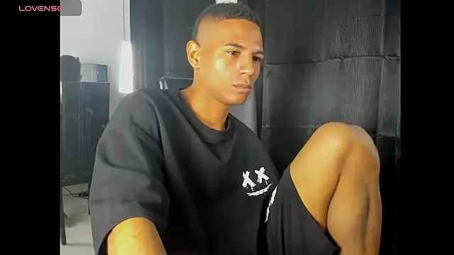 Snapshot of Latin_Boy420 chatting on 22, 10, 2025 Latin Boy420 online show from 22, 10, 2025