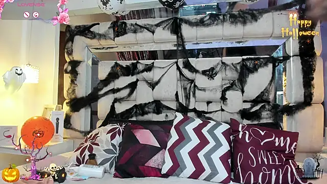 Snapshot of Gaiaxxx chatting on 28, 10, 2025 Gaiaxxx online show from 28, 10, 2025