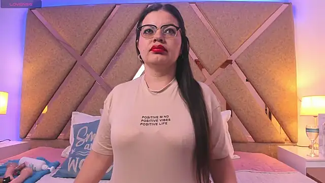 Snapshot of Gaiaxxx chatting on 2, 12, 2025 Gaiaxxx online show from 2, 12, 2025