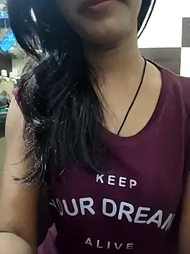 Snapshot of anjali2351 chatting on 6, 11, 2025 anjali2351 online show from 6, 11, 2025